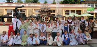 Dziecięcy Zespół Regionalny „Małe Piwnicoki”