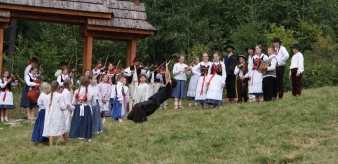 Czesław Mozil zaśpiewał z nadpopradzkimi góralami