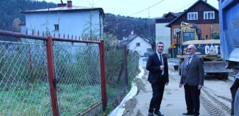 Remont muru przy ul. Daszyńskiego rozpoczęty