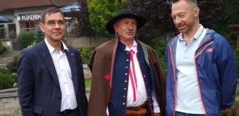 Dzisiaj w Piwnicznej gościmy TVN Meteo, TVN24 i TVN24BiS. Nadajemy przy Pijalni Artystycznej, gdzie odbywają się pokazy!