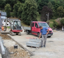 Budowa boiska wielofunkcyjnego w Piwnicznej-Zdroju przy Szkole Podstawowej w Kosarzyskach.