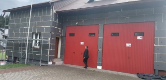 Wizja lokalna Burmistrza przy pracach remontowo-budowlanych w remizie OSP Kosarzyska
