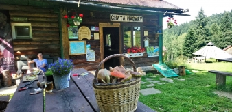 Zapraszamy na prezentację pt. "Z KRZYWDY NA NIEMCOWĄ" 04.02.2023 r. o godz. 18:00 Chata Magóry