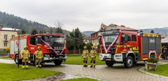 Relacja z Gminnego Dnia Strażaka i uroczystego przekazanie samochodów dla OSP w Piwnicznej-Zdroju i Wierchomli Wielkiej.