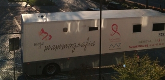 Mammobus przy Urzędzie Miasta i Gminy Piwniczna-Zdrój, (czwartek) 11.05.2023 r.